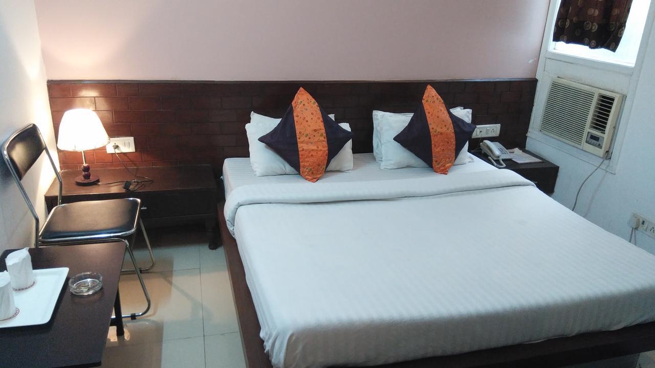Airport Hotel Port View Нью-Делі Номер фото