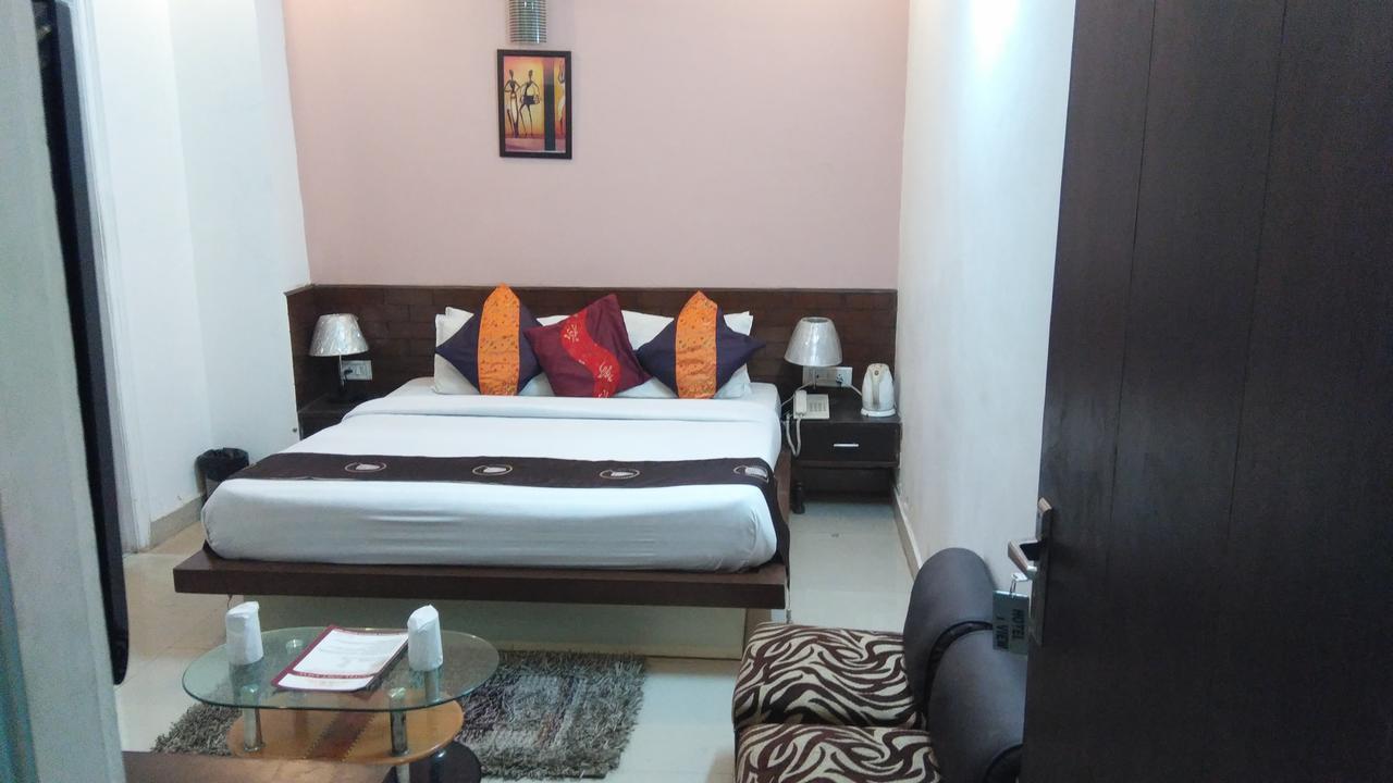 Airport Hotel Port View Нью-Делі Номер фото
